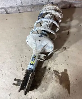 Hyundai Santa Fe Front shock absorber with coil spring 614024