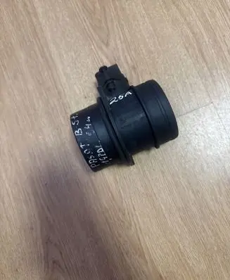 Volkswagen PASSAT B5.5 Mass air flow meter 0281002461 074906461 074906461B