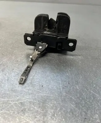 Volkswagen Touareg I Tailgate/trunk/boot lock/catch/latch 7L6827505H