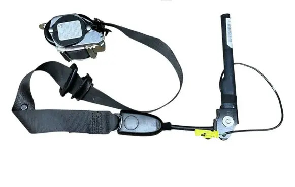 Opel Zafira C Front seatbelt