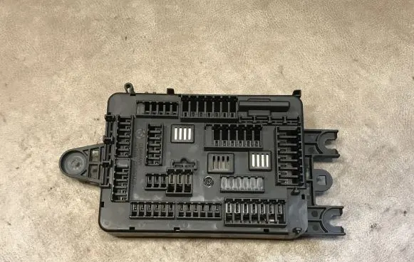 BMW 1 F20 F21 Fuse module 926111102