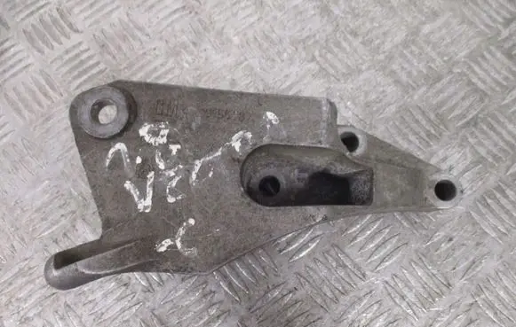 Opel Rekord Olympia Engine mount bracket 9156987