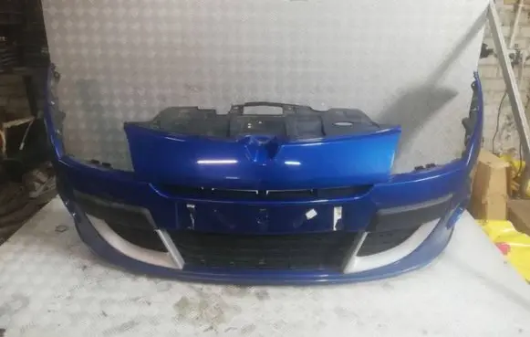 Renault Megane III Front bumper