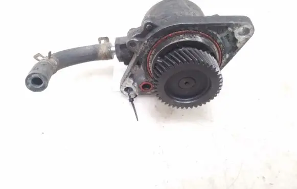 Ford Ranger Vacuum pump X2T55472ZT