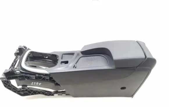 Opel Insignia A Armrest