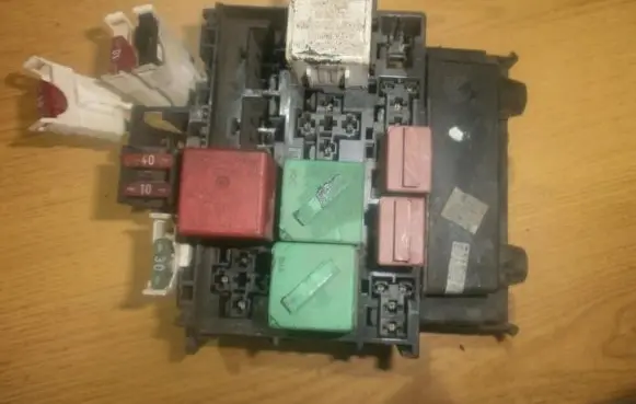 Ford Ka Fuse box set 94fg14a074aa
