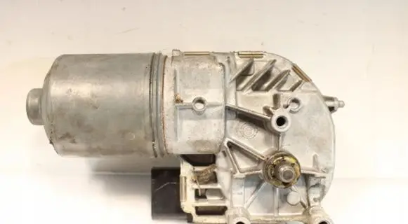 Volkswagen Scirocco Wiper motor