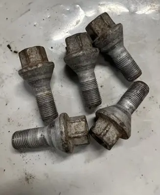 Peugeot Boxer Nuts/bolts 