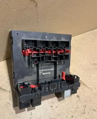 Audi A6 S6 C6 4F Comfort/convenience module 3C0937049E F005V00526 H37S1002