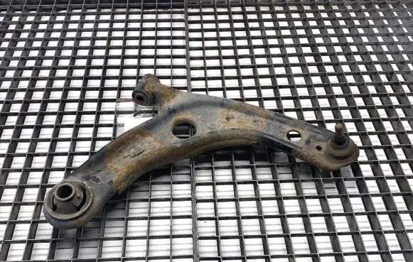 Toyota Yaris Front control arm 