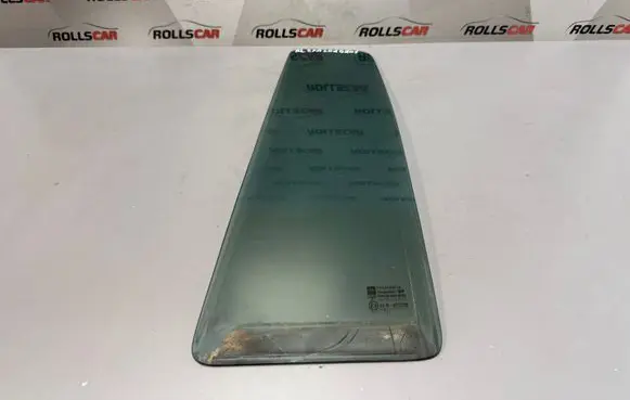 Rear vent window glass