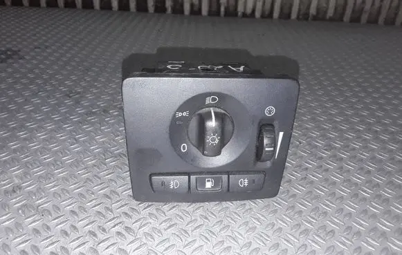 Volvo V50 Light switch 30669736