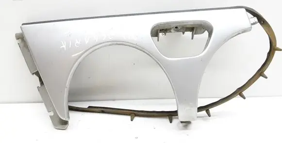 Mercedes-Benz E W210 Under headlight/headlamp trim 2108200412 2108200412RE
