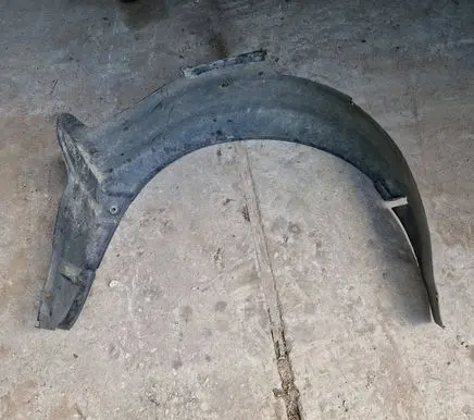 BMW 7 E32 Front wheel arch liner splash guards 51711908001 1908001