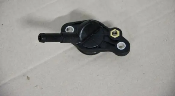 Audi A3 S3 8V Engine coolant pipe/hose 06K121132