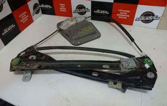 Volkswagen Jetta V Front window lifting mechanism without motor 1K5837461B