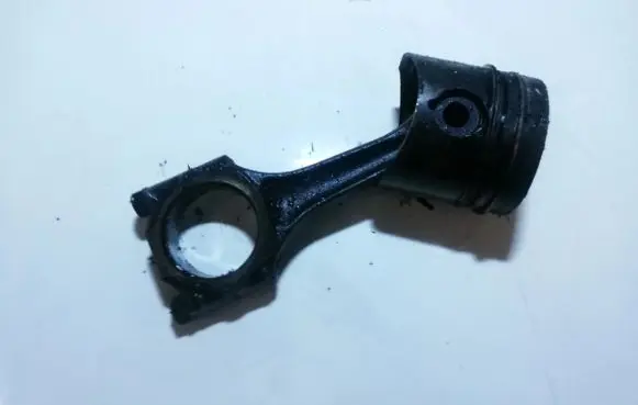 Volkswagen Golf II Piston with connecting rod