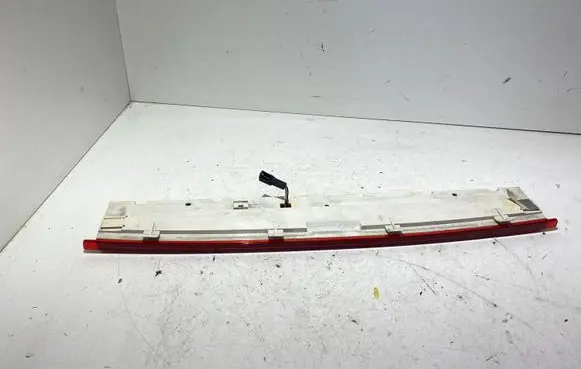 Audi A8 S8 D3 4E Third/center stoplight 4E0945097