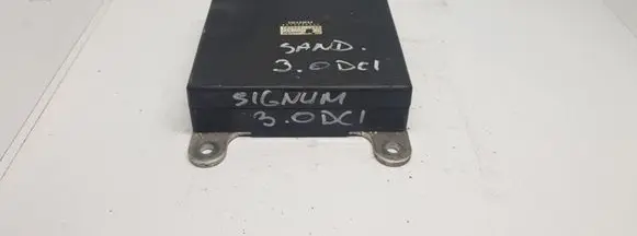 Opel Signum Engine control unit/module 8973530400 1310001450