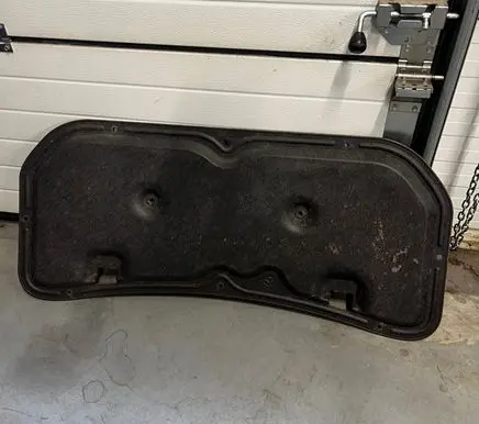 Mazda CX-3 Engine bonnet/hood sound/heat insulation 