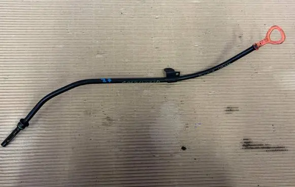 Audi A4 S4 B7 8E 8H Oil level dip stick 059115630D