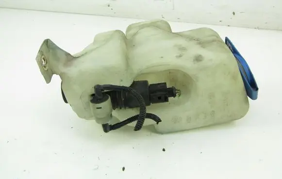 Audi A3 S3 8L Windshield washer fluid reservoir/tank 