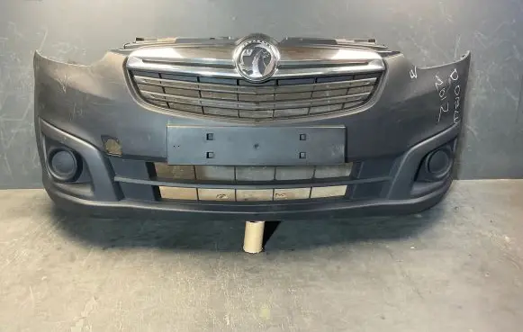 Opel Combo D Front bumper 735593391
