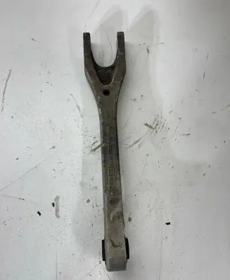 Mercedes-Benz C AMG W205 Rear upper control arm/wishbone A2053529900