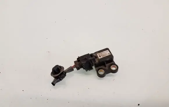 Mitsubishi Pajero Airbag deployment crash/impact sensor MR475078