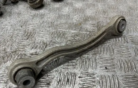 Mercedes-Benz C W205 Rear upper control arm/wishbone