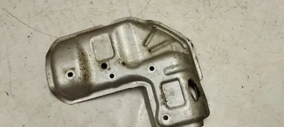 Audi Q2 - Heat shield in engine bay 04c253041f