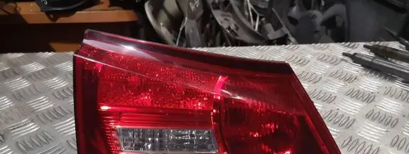 Lexus IS 220D-250-350 Tailgate rear/tail lights k09