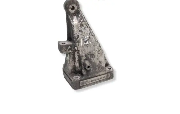 Mercedes-Benz Vito Viano W639 Engine mounting bracket A6462230804
