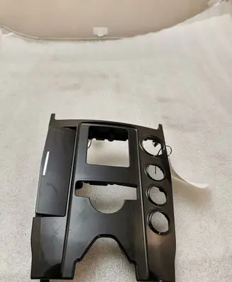 Mercedes-Benz CLS C218 AMG Center console decorative trim A2186809607