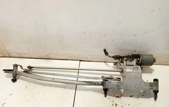 Front wiper linkage and motor