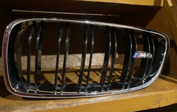 BMW M4 F82 F83 Front grill 8066583 2352811
