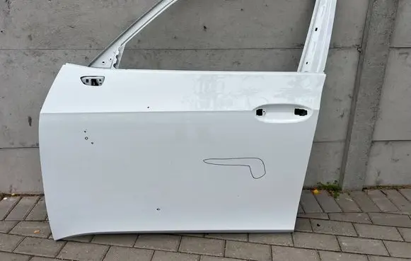 Volkswagen ID.3 Front door