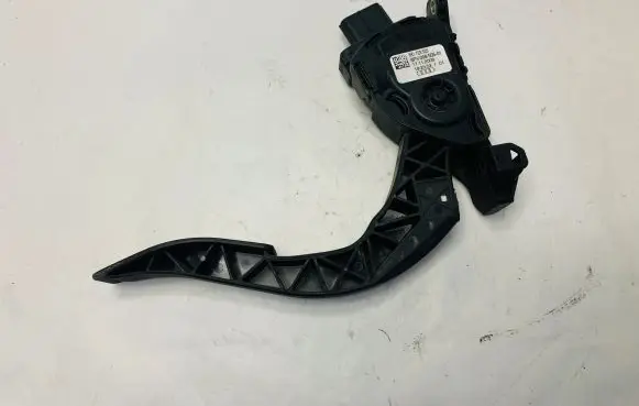 Audi Q5 SQ5 Accelerator throttle pedal 8K1723523