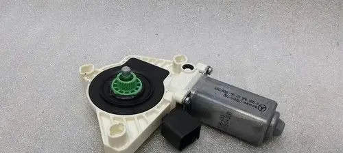 Mercedes-Benz E W238 Front door window regulator motor A0009066206