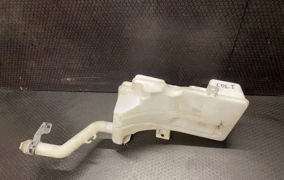Mitsubishi Colt CZ3 Windshield washer fluid reservoir/tank A4548600060 A4548600160 MN105384