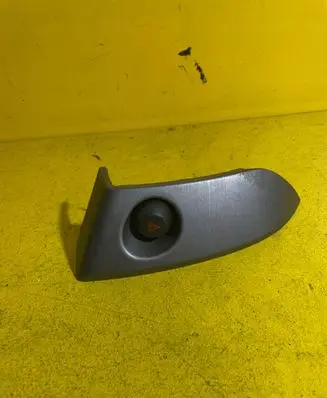Toyota RAV 4 (XA30) Tailgate/trunk/boot open switch RZ4R5P2K6
