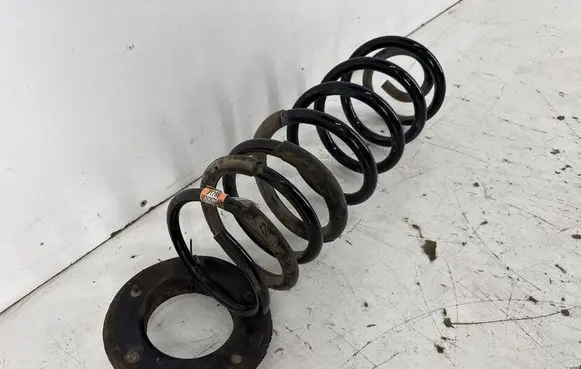 Dodge RAM Rear coil spring 68262673AB 68262673AC