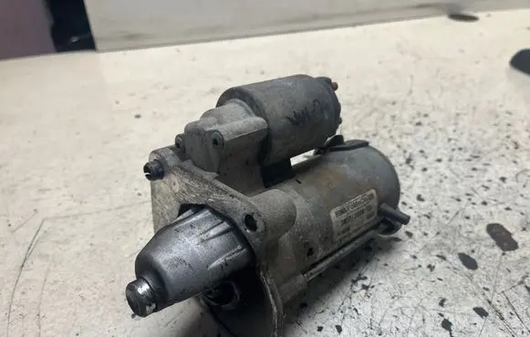 Ford C-MAX I Starter motor 3M5T11000CF 9203CL