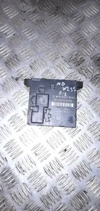 Mercedes-Benz E W211 Door control unit/module 2118201626
