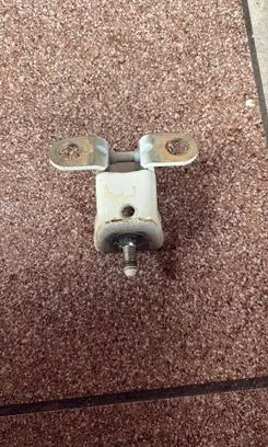 Peugeot 208 I Tailgate/trunk/boot hinge 9801087880
