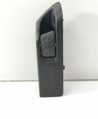 Toyota Yaris Fuel cap release pull handle