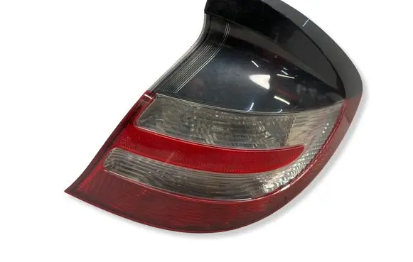 Mercedes-Benz C W203 Rear/tail lights A2038202664