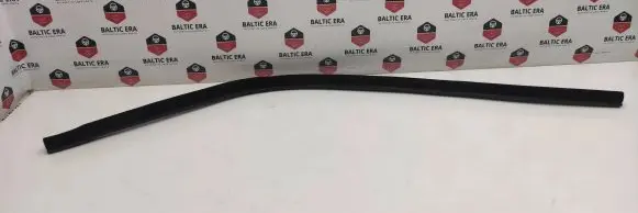 BMW M4 F82 F83 Rubber seal front coupe door 7279747