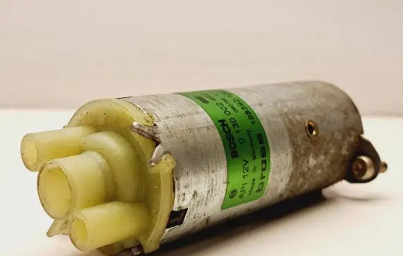 Volvo S80 Seat adjustment motor 0130002492 090799 198392102