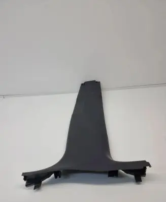 (B) pillar trim (bottom)